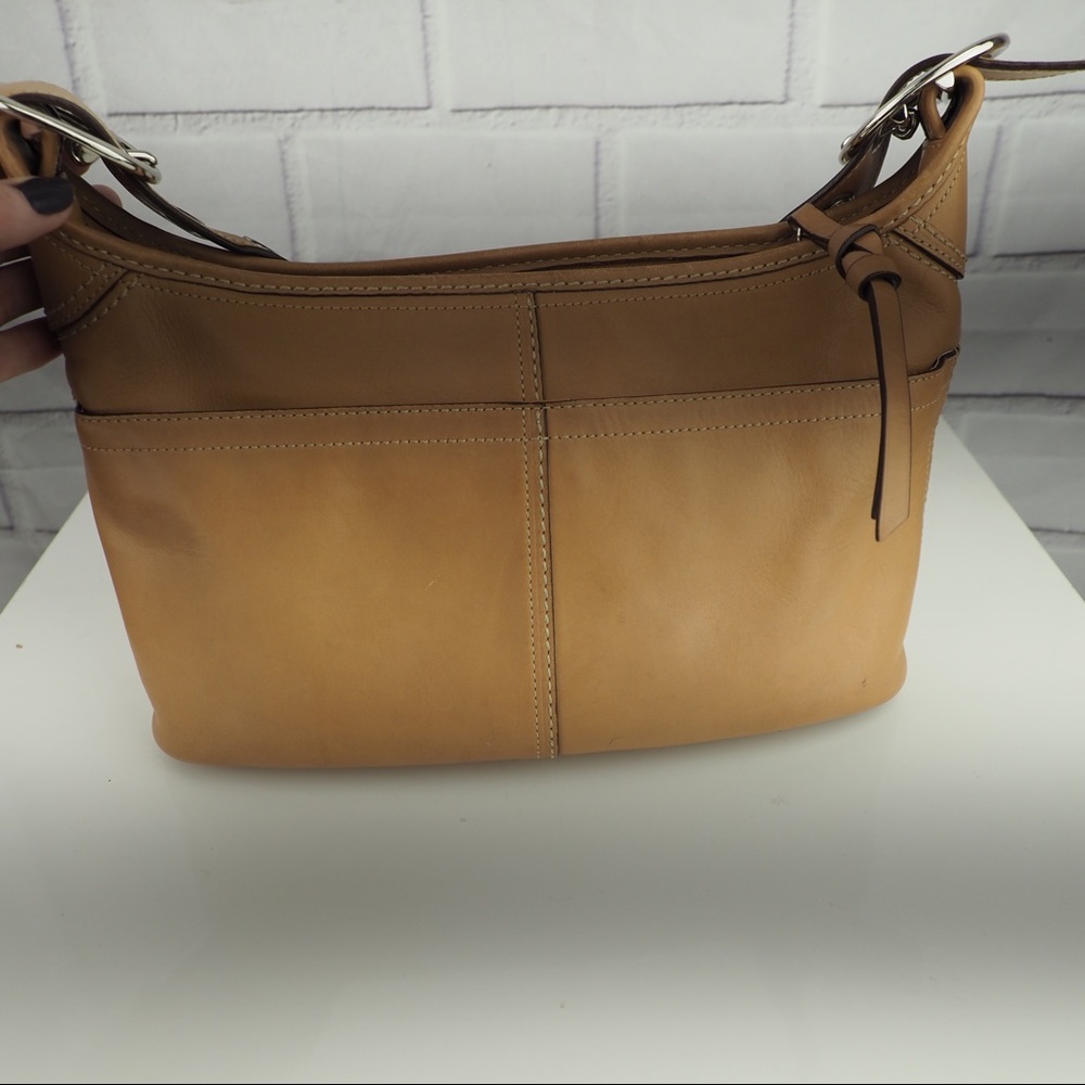 Coach East West F13354 Beige Leather Shoulder Bag - Picture 16 of 16